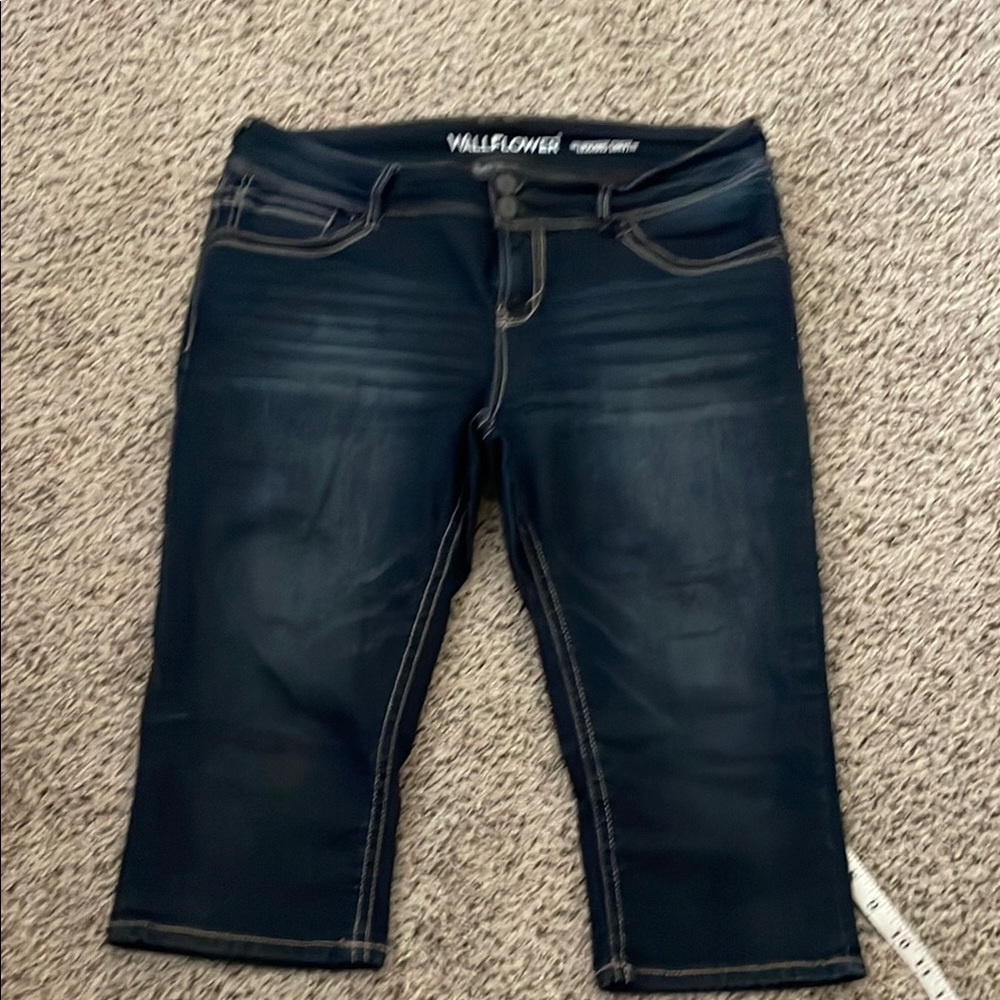 Wallflower Indigo Denim Capris
